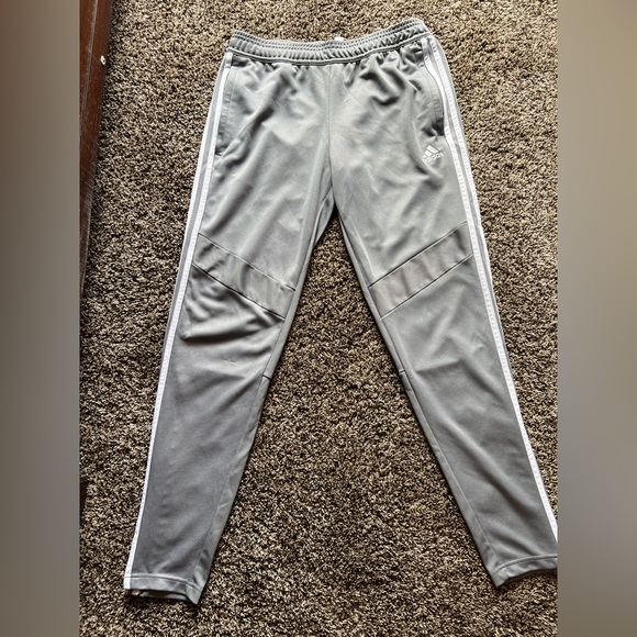 Men’s Adidas Sweatpants - Picture 3 of 7
